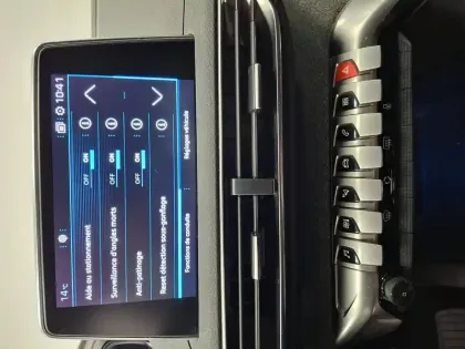 Photo 37 Peugeot 3008  BlueHDi 130ch S&S EAT8