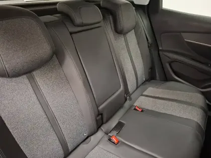 Photo 24 Peugeot 3008  BlueHDi 130ch S&S EAT8