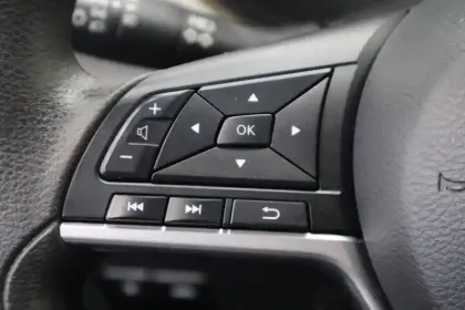 Photo 24 Nissan Micra  IG-T 100