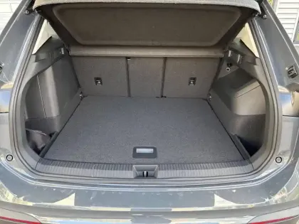 Photo 10 Volkswagen Tiguan  1.5 eTSI 131ch DSG7