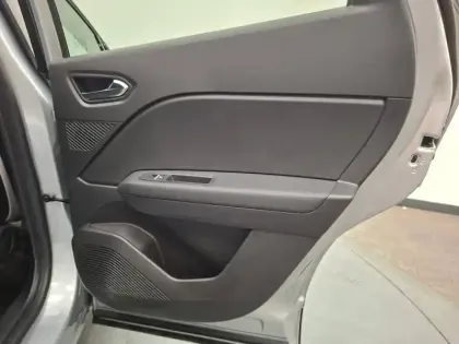 Photo 25 Renault Captur  TCe 90