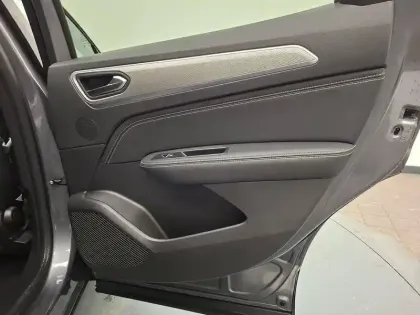 Photo 20 Renault Arkana  E-Tech 145 - 21B