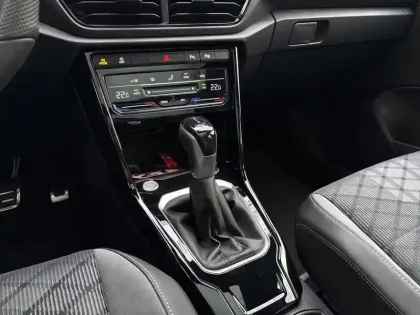 Photo 19 Volkswagen T-roc  1.5 TSI EVO2 150 Start/Stop DSG7