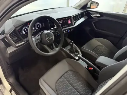 Photo 5 Audi A1  Sportback 30 TFSI 116 ch S tronic 7