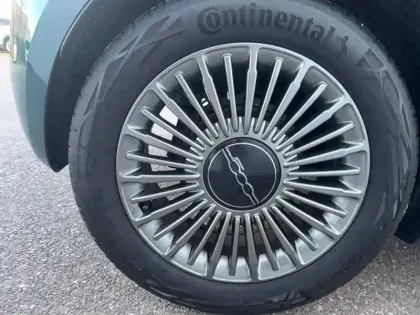 Photo 20 Fiat 500  e 95 ch