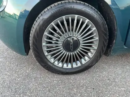 Photo 22 Fiat 500  e 95 ch