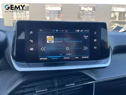 Photo 18 Peugeot 208  PureTech 75 S&S BVM5