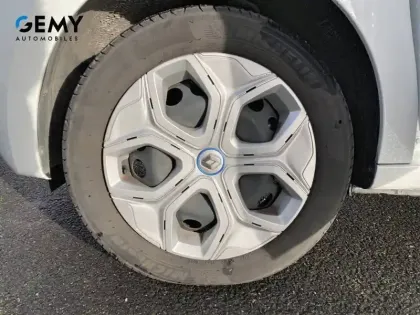 Photo 10 Renault Twingo  III Achat Intégral - 21