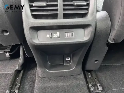 Photo 29 Peugeot Rifter  Standard BlueHDi 130 S&S EAT8