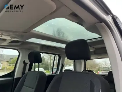 Photo 23 Peugeot Rifter  Standard BlueHDi 130 S&S EAT8