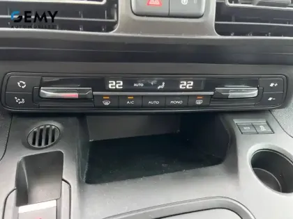 Photo 20 Peugeot Rifter  Standard BlueHDi 130 S&S EAT8