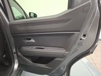 Photo 12 Dacia Duster  Hybrid 140