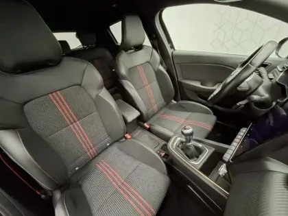 Photo 28 Renault Clio  TCe 90 - 21N