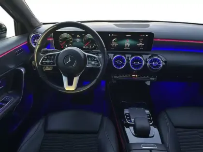 Photo 8 Mercedes Classe A  180 7G-DCT