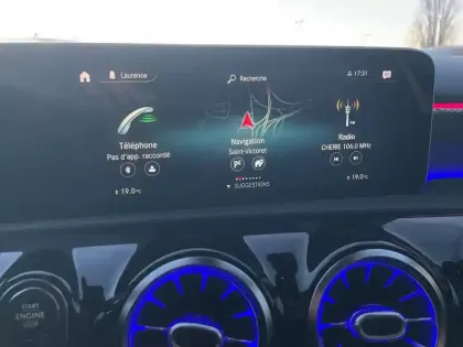 Photo 12 Mercedes Classe A  180 7G-DCT