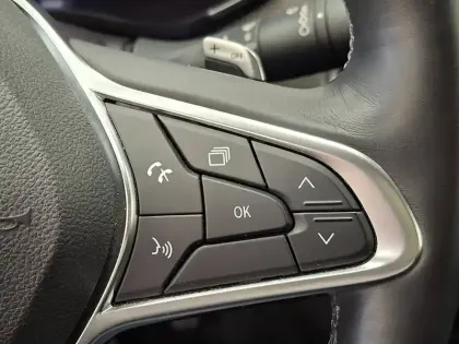 Photo 33 Renault Arkana  TCe 140 EDC FAP - 21B