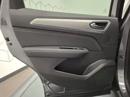 Photo 21 Renault Arkana  TCe 140 EDC FAP - 21B