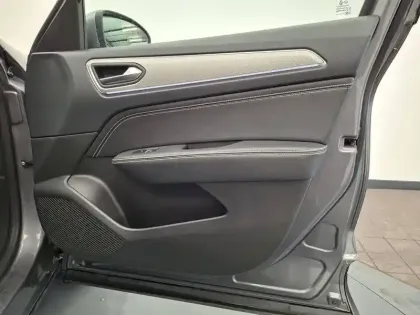 Photo 20 Renault Arkana  TCe 140 EDC FAP - 21B