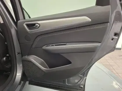 Photo 19 Renault Arkana  TCe 140 EDC FAP - 21B