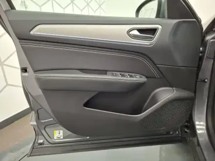 Photo 22 Renault Arkana  TCe 140 EDC FAP - 21B