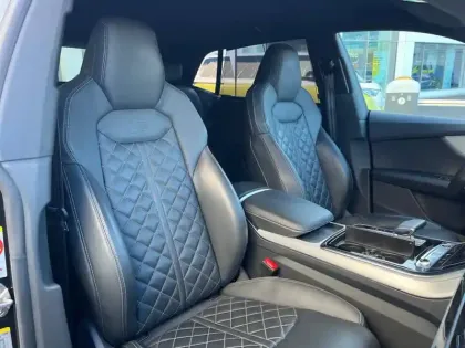 Photo 28 Audi Q8  60 TFSI e 462 Tiptronic 8 Quattro