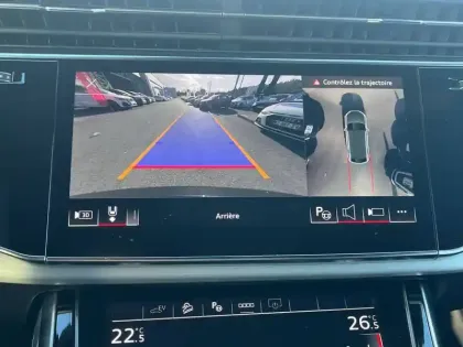 Photo 17 Audi Q8  60 TFSI e 462 Tiptronic 8 Quattro