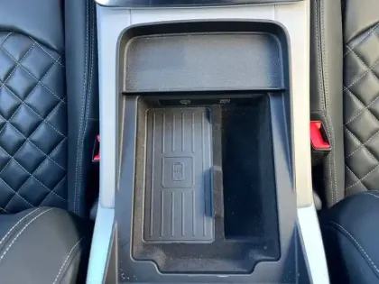 Photo 31 Audi Q8  60 TFSI e 462 Tiptronic 8 Quattro