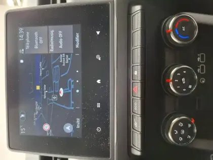 Photo 35 Renault Clio  Blue dCi 100 ch GSR2