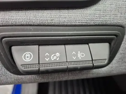 Photo 30 Renault Clio  Blue dCi 100 ch GSR2