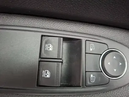 Photo 29 Renault Clio  Blue dCi 100 ch GSR2