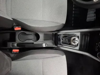 Photo 27 Renault Clio  Blue dCi 100 ch GSR2