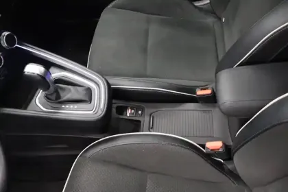 Photo 18 Renault Clio  TCe 130 EDC FAP