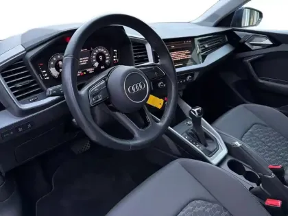 Photo 14 Audi A1  Sportback 30 TFSI 110 ch S tronic 7