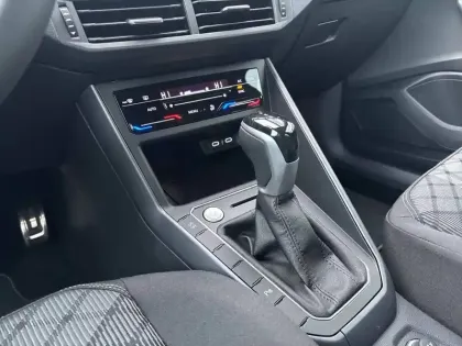 Photo 19 Volkswagen Taigo  1.0 TSI 116 DSG7