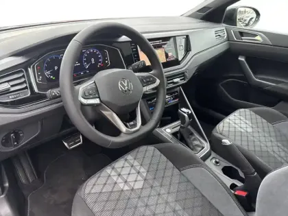 Photo 14 Volkswagen Taigo  1.5 TSI 150 DSG7