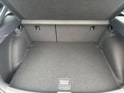 Photo 12 Volkswagen Taigo  1.5 TSI 150 DSG7