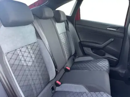 Photo 9 Volkswagen Taigo  1.5 TSI 150 DSG7