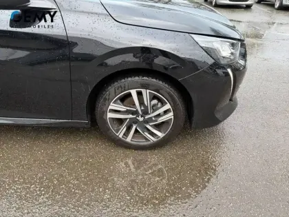 Photo 40 Peugeot 208  BlueHDi 100 S&S BVM6