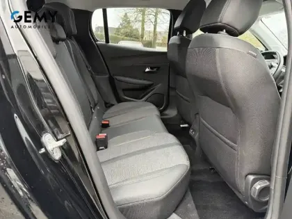 Photo 42 Peugeot 208  BlueHDi 100 S&S BVM6