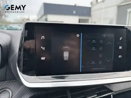 Photo 61 Peugeot 208  BlueHDi 100 S&S BVM6