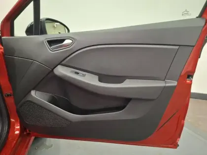 Photo 21 Renault Clio  SOCIETE BLUE DCI 100