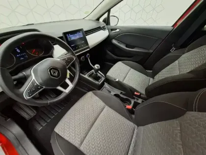 Photo 28 Renault Clio  SOCIETE BLUE DCI 100