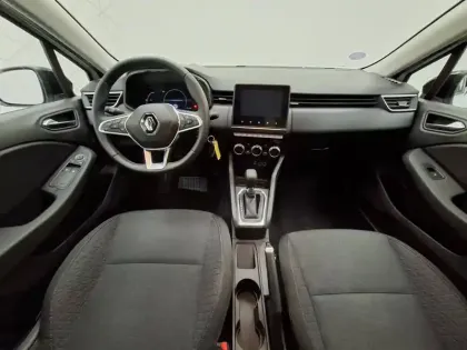 Photo 20 Renault Clio  E-Tech full hybrid 145