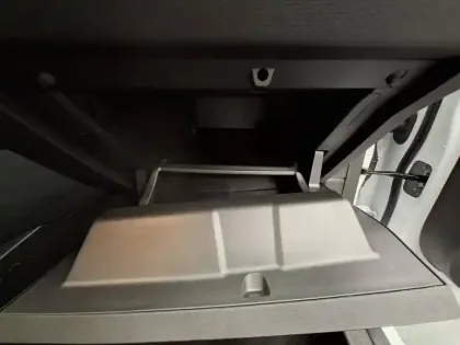 Photo 28 Renault Clio  E-Tech full hybrid 145