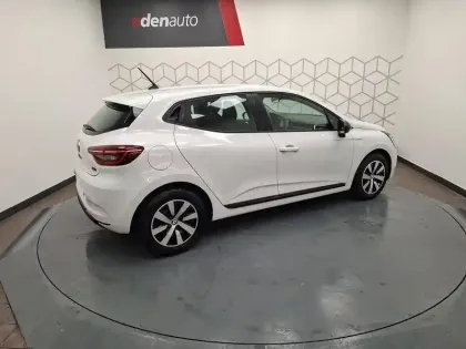 Photo 5 Renault Clio  E-Tech full hybrid 145