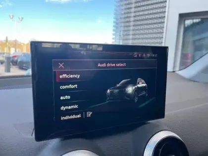 Photo 73 Audi Q2  35 TFSI 150 S tronic 7