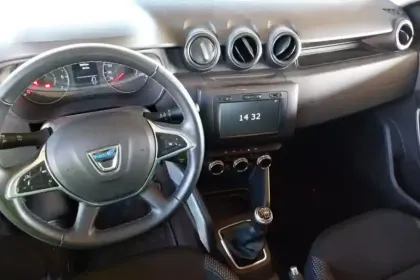 Photo 8 Dacia Duster  Blue dCi 115 4x2