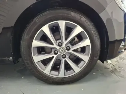 Photo 15 Renault Clio  Blue dCi 115