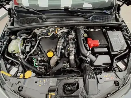 Photo 38 Renault Clio  Blue dCi 115