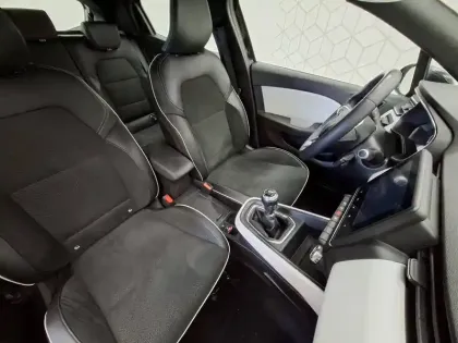 Photo 29 Renault Clio  Blue dCi 115